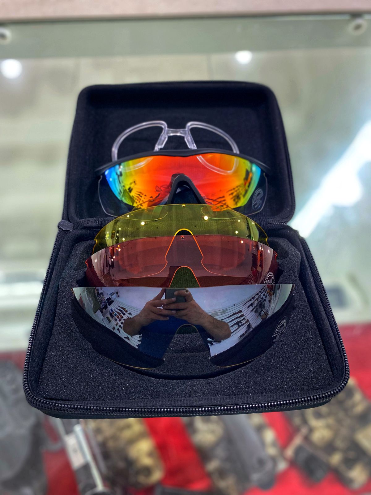 OCULOS TATICO DE PROTECAO PULSE COM 4 LENTES E ESTOJO. - Imagem 2