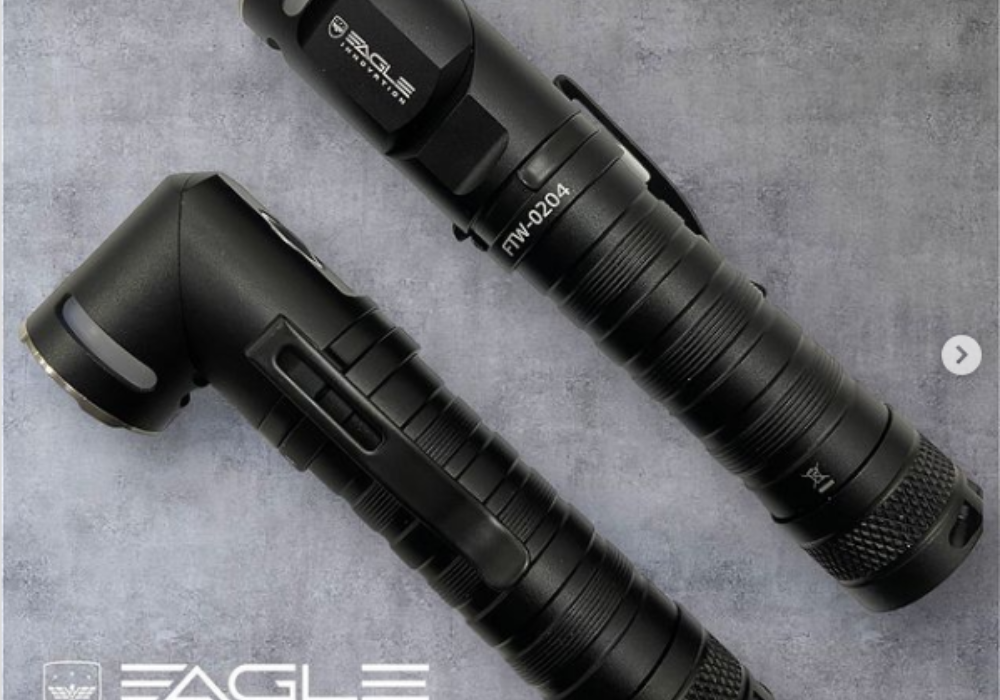 LANTERNA 780LUMENS EAGLE TILT pequena 0205.