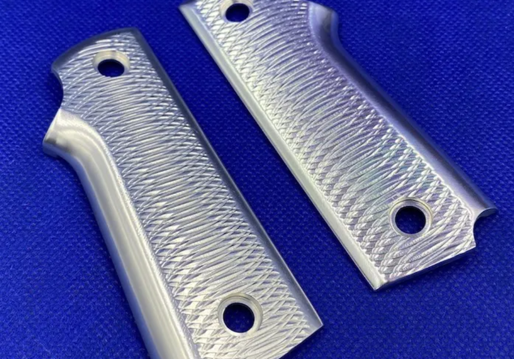 PAR DE TALAS IMBEL GC - ALUMINIO ANODIZADO PRATA CAVEIRA XODO.